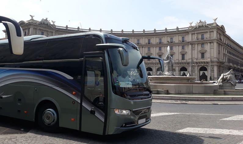 France: Bus order in France, Europe
